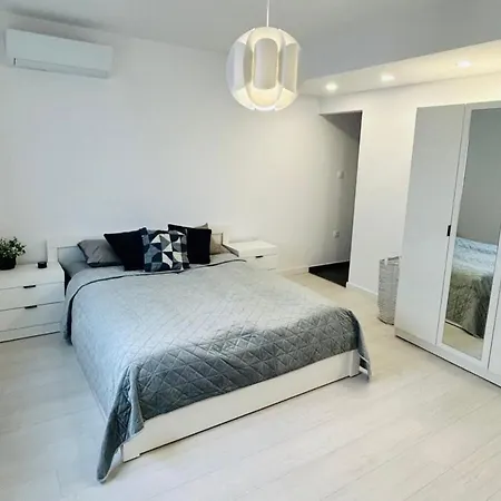 דירה Baths - Modern 2bd Flat By Flat Mаnager