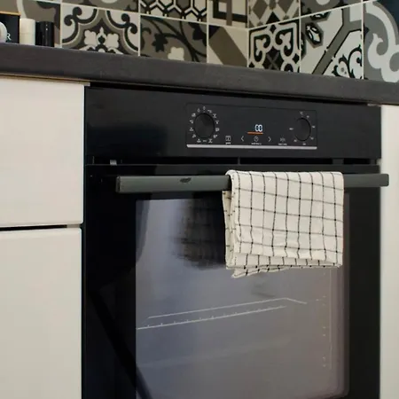 Baths - Modern 2bd Flat By Flat Mаnager דירה וארנה