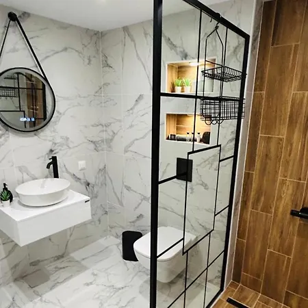 Baths - Modern 2bd Flat By Flat Mаnager דירה *